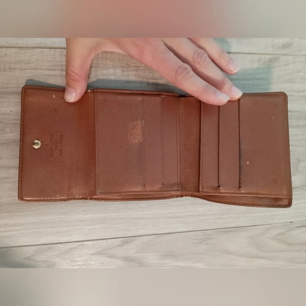 Louis Vuitton Monogram Portefeiulle Elise Trifold Wallet